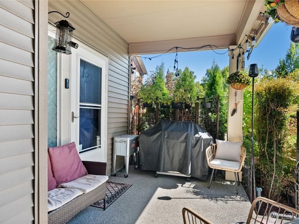 1058 43rd Court NE, Auburn WA 98002