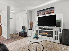 1058 43rd Court NE, Auburn WA 98002