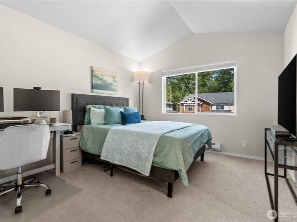 1058 43rd Court NE, Auburn WA 98002