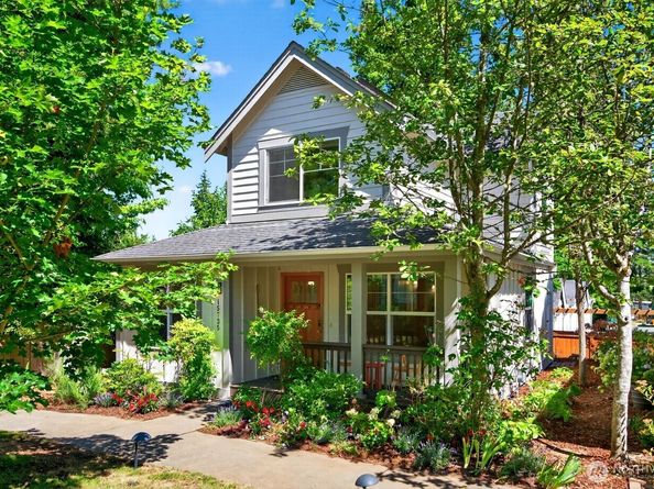 15735 Dayton Avenue N, Shoreline WA 98133