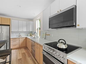 5125 S Brandon Street, Seattle WA 98118