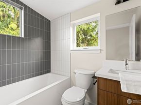 5125 S Brandon Street, Seattle WA 98118