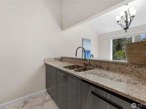 820 E Cady Rd A304, Everett WA 98203