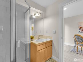 211 15th Avenue, Seattle WA 98122