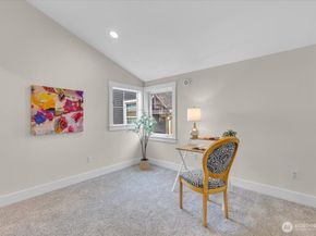 211 15th Avenue, Seattle WA 98122
