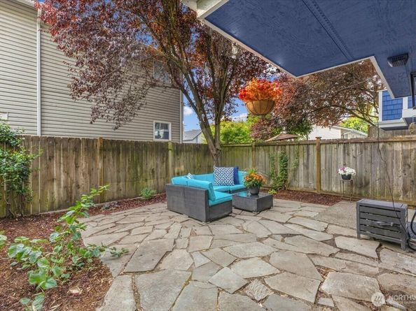 211 15th Avenue, Seattle WA 98122