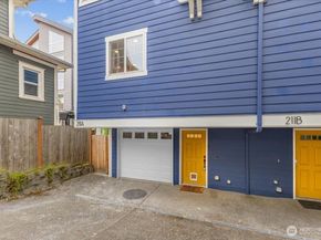 211 15th Avenue, Seattle WA 98122
