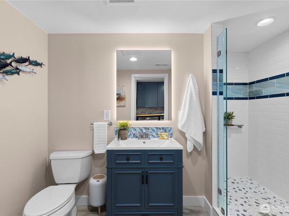 18176 SE 41st Place, Issaquah WA 98027
