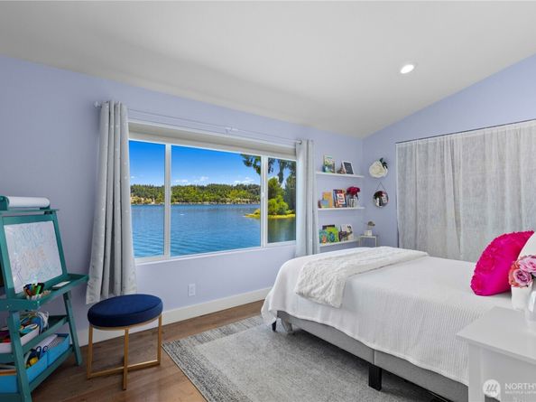 18176 SE 41st Place, Issaquah WA 98027