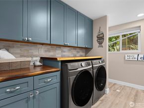 18176 SE 41st Place, Issaquah WA 98027