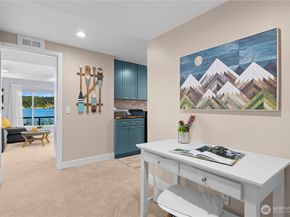 18176 SE 41st Place, Issaquah WA 98027