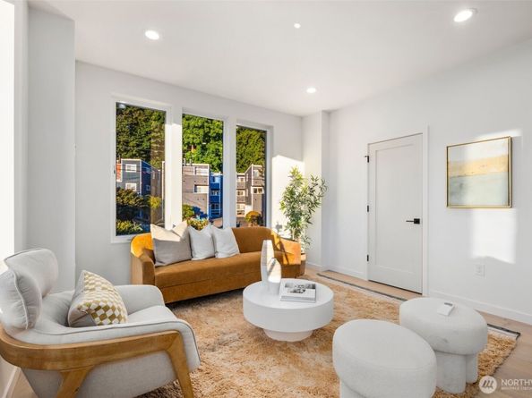 4123 A Chilberg Avenue SW, Seattle WA 98116