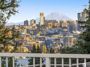 559 McGraw Street 204, Seattle WA 98109