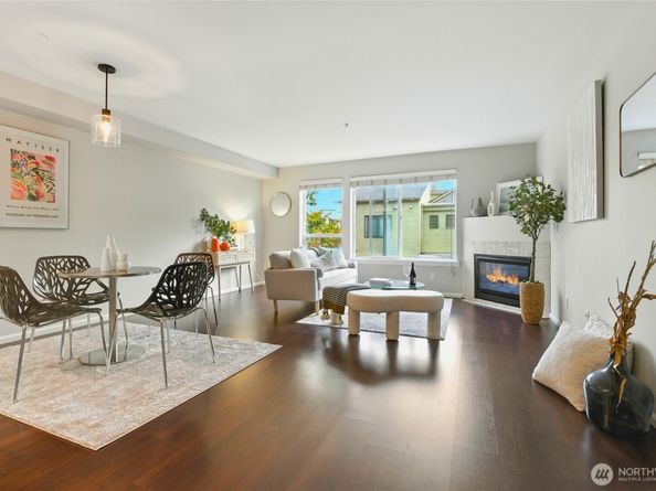 559 McGraw Street 204, Seattle WA 98109