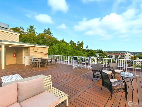 559 McGraw Street 204, Seattle WA 98109