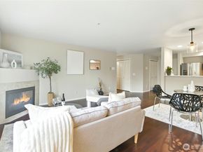 559 McGraw Street 204, Seattle WA 98109