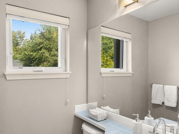 3752 257th Avenue SE, Sammamish WA 98029