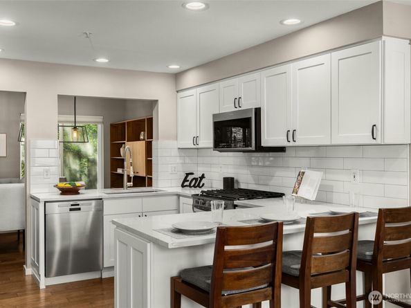 3752 257th Avenue SE, Sammamish WA 98029
