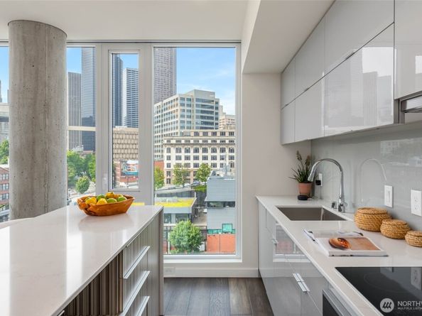 450 S Main St 912, Seattle WA 98104