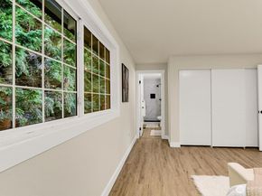 1621 N 201st Street, Shoreline WA 98133