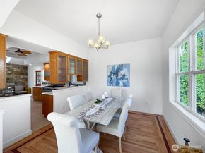 337 25th Avenue E, Seattle WA 98112