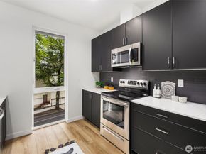 4051 Rainier Avenue S, Seattle WA 98118