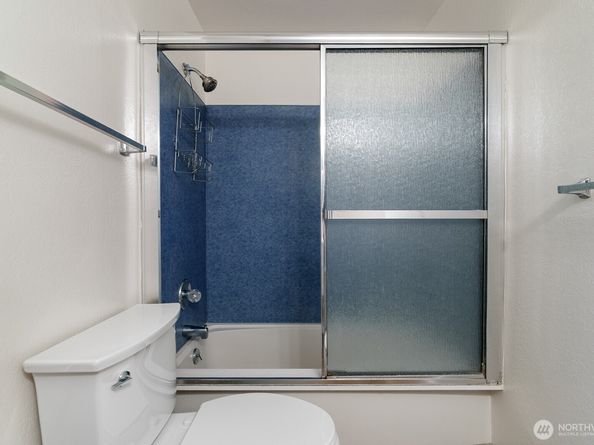 12744 NE 116th Street K33, Kirkland WA 98034