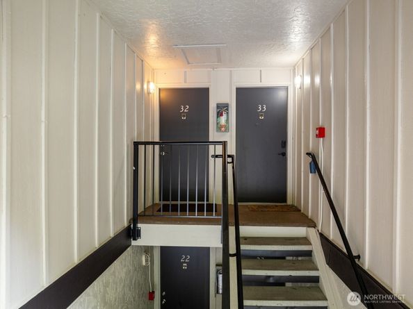 12744 NE 116th Street K33, Kirkland WA 98034