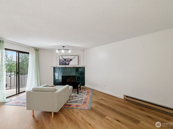 12744 NE 116th Street K33, Kirkland WA 98034