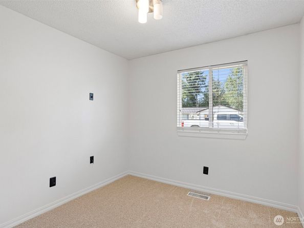 29540 32nd Place S, Auburn WA 98001