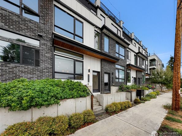 2638 NW 62nd Street, Seattle WA 98107