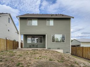 678 7TH Street NE, Auburn WA 98002