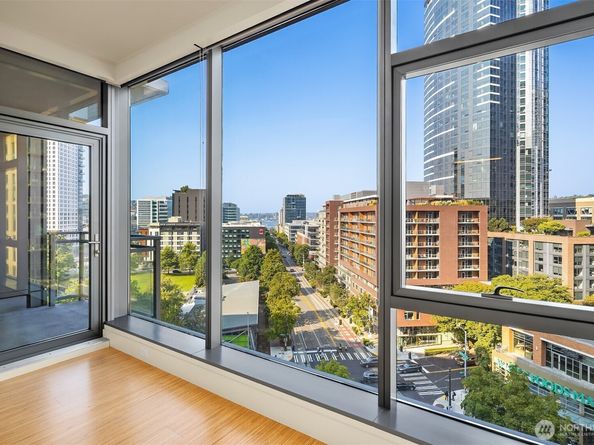 820 Blanchard Street 803, Seattle WA 98121