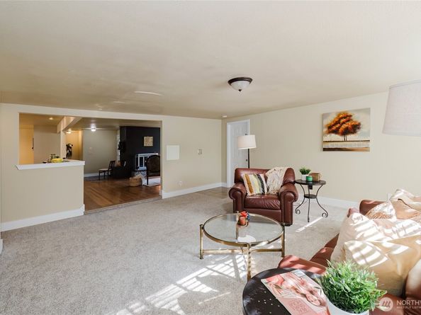 4000 Country Lane NW, Bremerton WA 98312