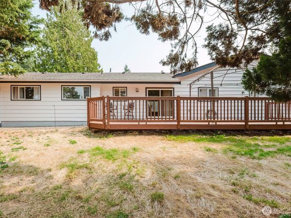 4000 Country Lane NW, Bremerton WA 98312