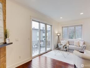 3635 Evanston Avenue N B, Seattle WA 98103