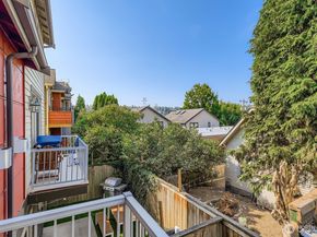 3635 Evanston Avenue N B, Seattle WA 98103