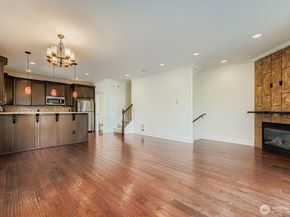 3635 Evanston Avenue N B, Seattle WA 98103