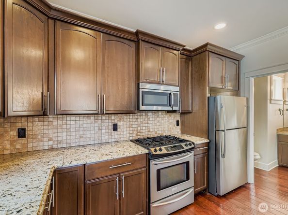 3635 Evanston Avenue N B, Seattle WA 98103