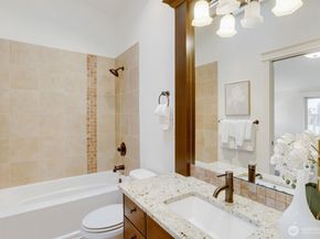 3635 Evanston Avenue N B, Seattle WA 98103