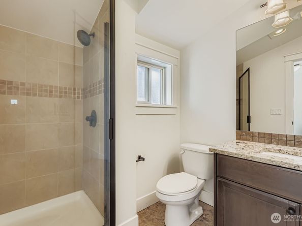 3635 Evanston Avenue N B, Seattle WA 98103