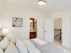 3635 Evanston Avenue N B, Seattle WA 98103