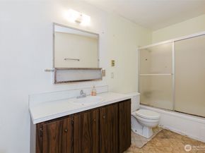 802 California Avenue SE, Port Orchard WA 98366