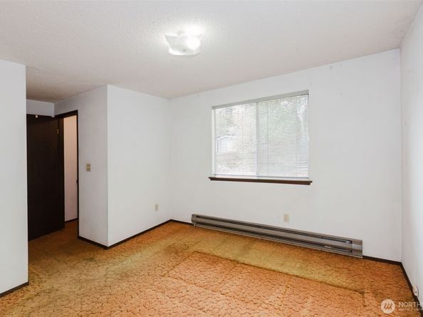 802 California Avenue SE, Port Orchard WA 98366
