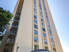 4540 8th Avenue NE 2302, Seattle WA 98105