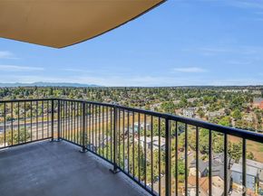 4540 8th Avenue NE 2302, Seattle WA 98105