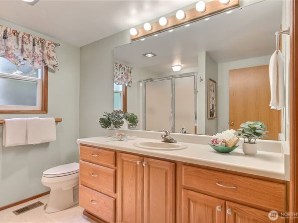 4106 221st Place SE 1072, Issaquah WA 98029