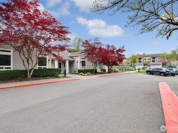 4106 221st Place SE 1072, Issaquah WA 98029