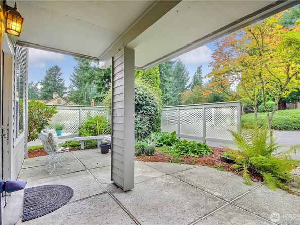 4106 221st Place SE 1072, Issaquah WA 98029