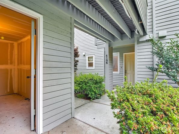 4106 221st Place SE 1072, Issaquah WA 98029